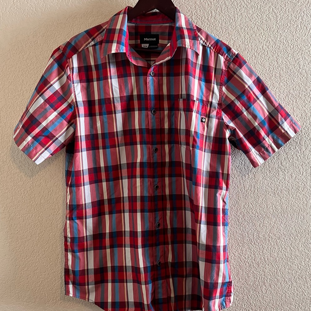 Marmot Plaid Casual Button Down Short Sleeve Shirt Size Medium